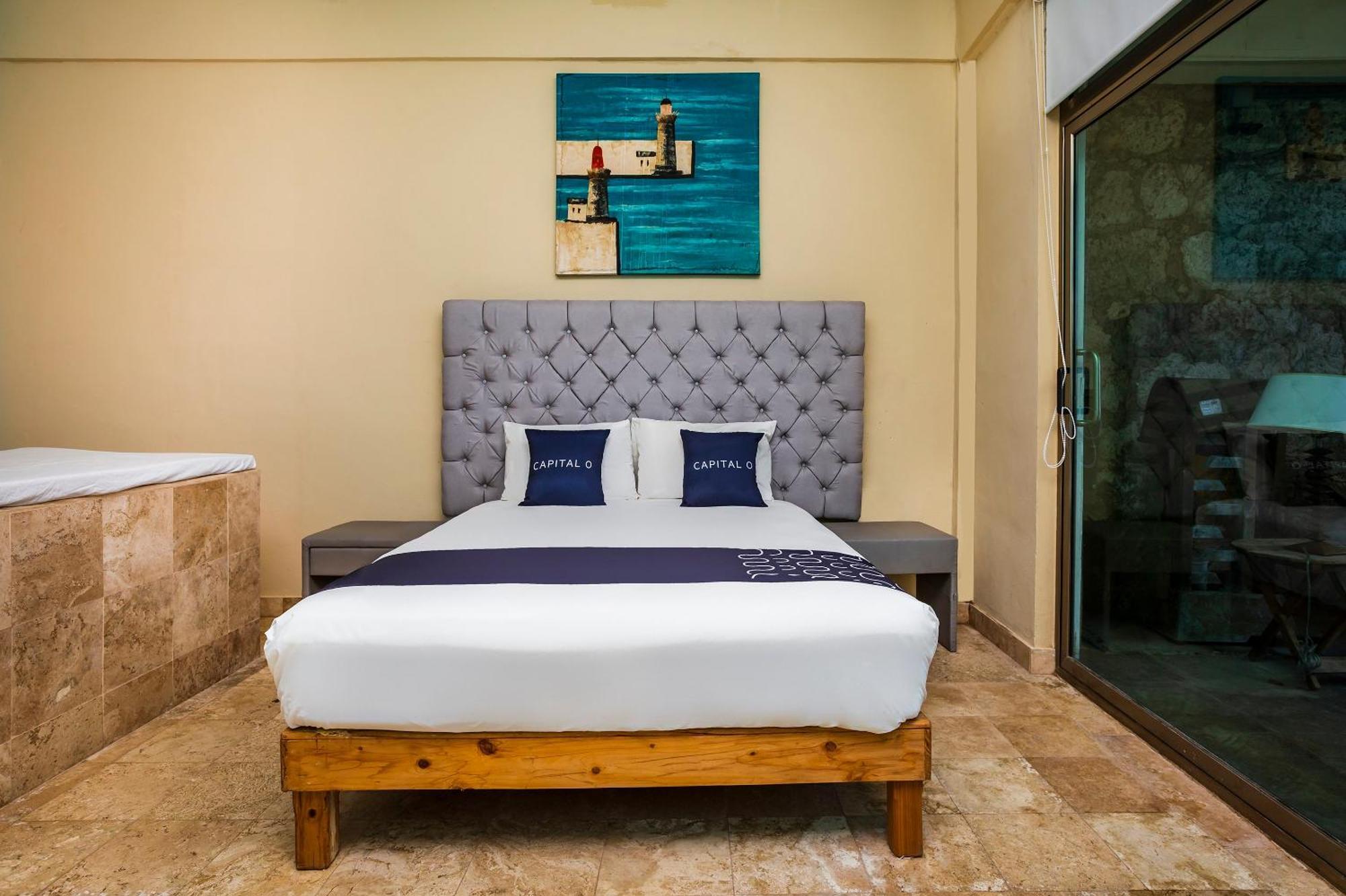 Hotel Capital O International Airport 24 7 Cancun